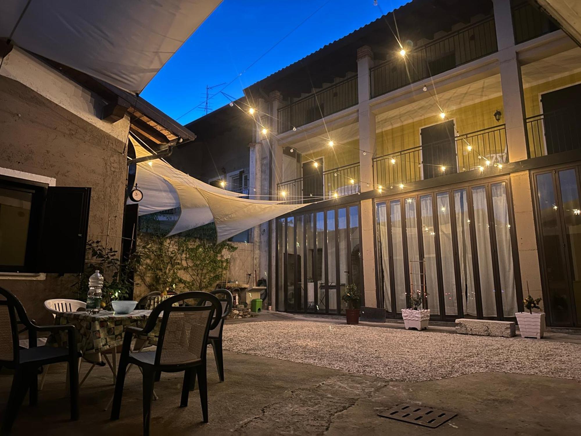 B&B La Corte Puegnago sul Garda Exterior foto